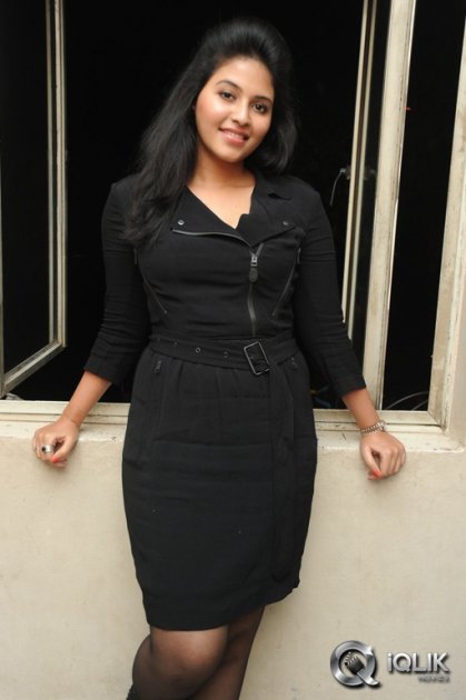 Anjali-at-Pranam-Kosam-Movie-Audio-Launch